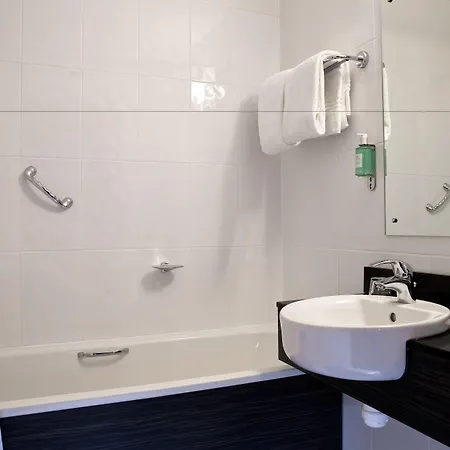 Hotel Leonardo 4*