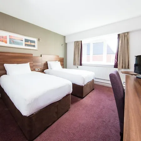 Leonardo Hotel