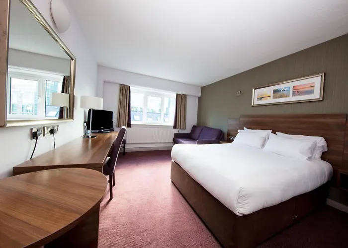 Leonardo Hotel