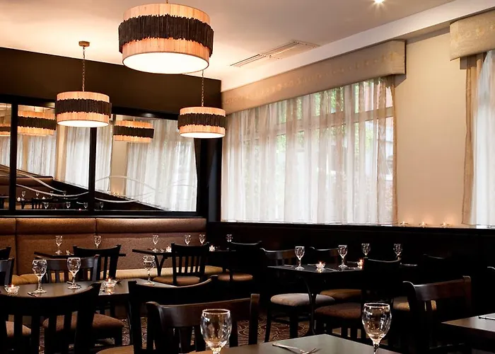 Hotel Leonardo 4*