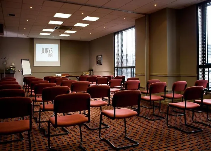 Leonardo Hotel 4*