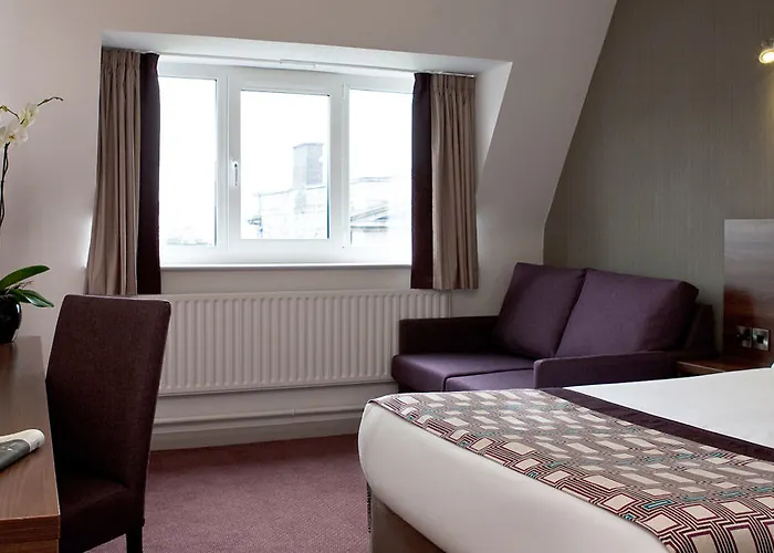 Leonardo Hotel