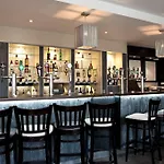 Leonardo 4* Cork