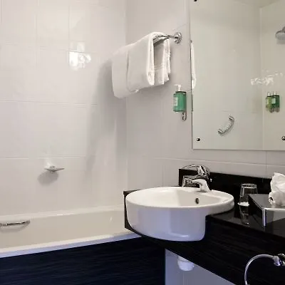 Hotel Leonardo 4*
