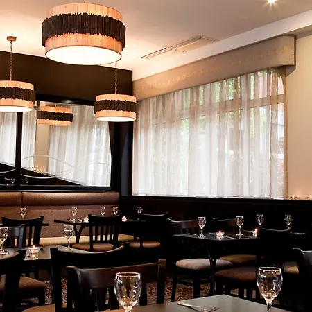 Hotel Leonardo 4*