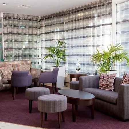 Hotel Leonardo
