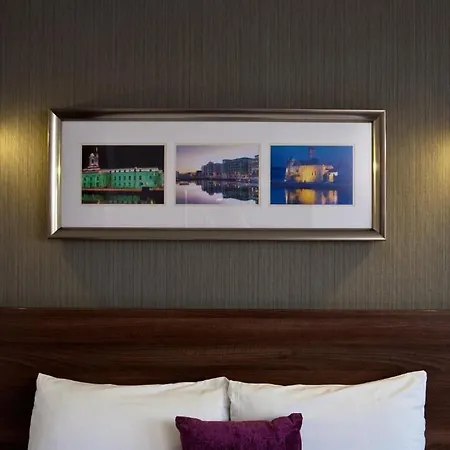 Leonardo Hotel 4*