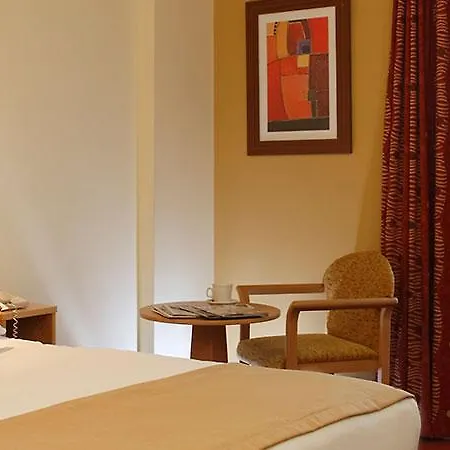 Hotel Leonardo 4*